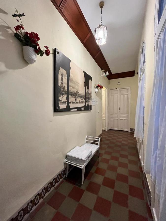Pension Bienvenido Sevilla Exteriör bild